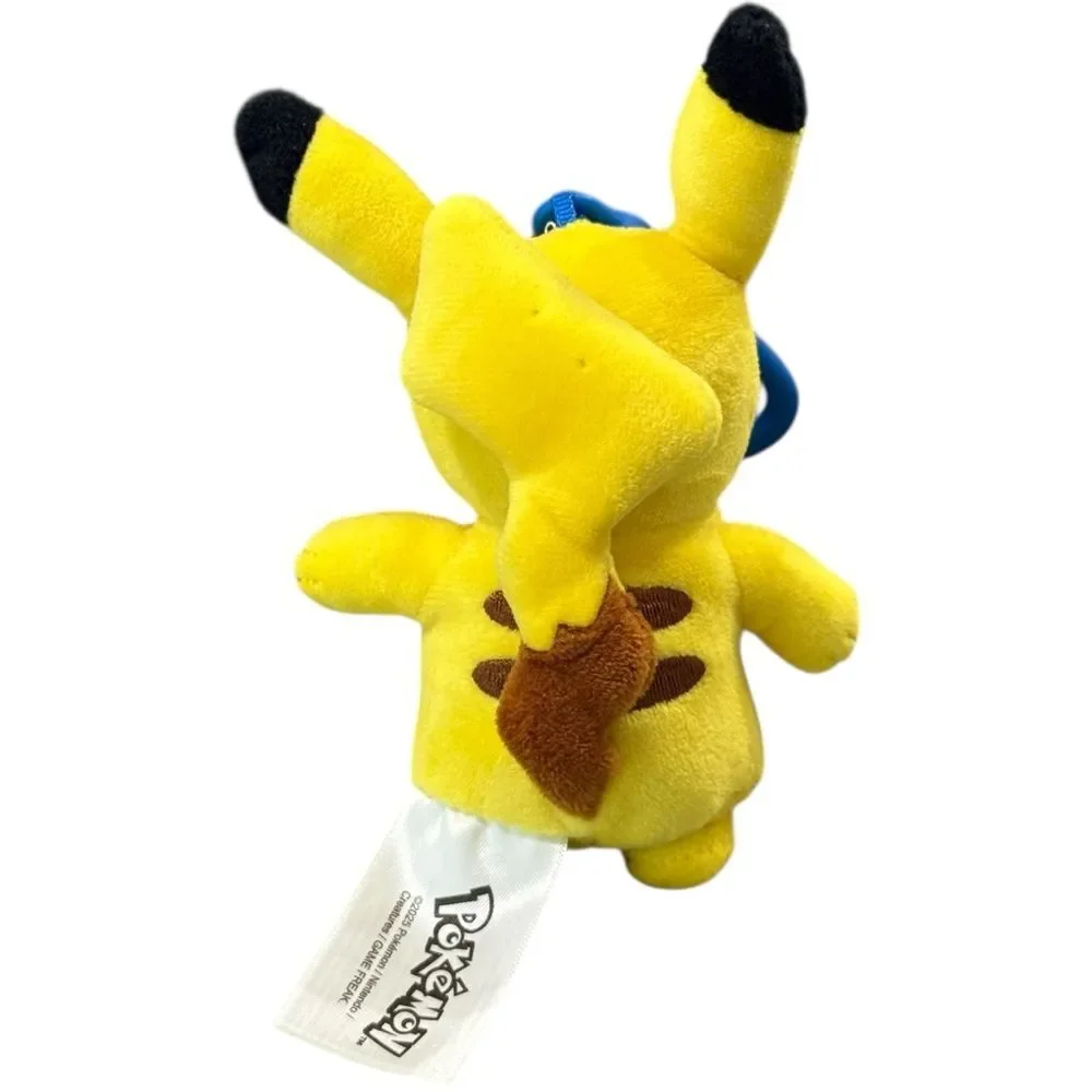 Jazwares Pokemon Pikachu Plush Backpack Keychain Kids Accessories.